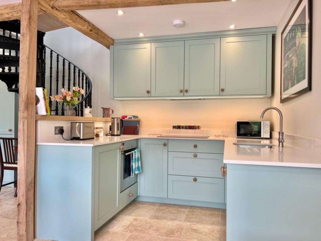 فيلا Idyllic Secluded Hideaway With Countryside Views On The Edge Of The Cotswolds Hailey المظهر الخارجي الصورة