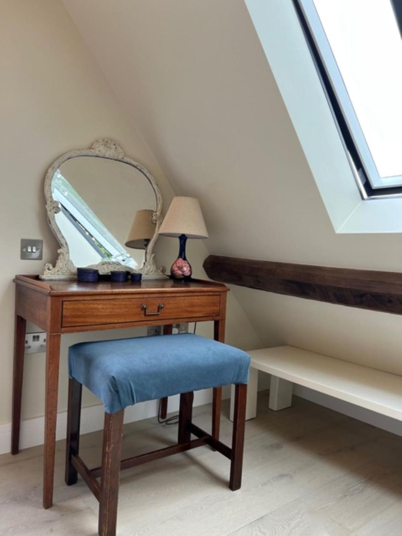فيلا Idyllic Secluded Hideaway With Countryside Views On The Edge Of The Cotswolds Hailey المظهر الخارجي الصورة